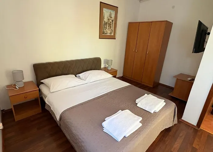 Apartments Vitomir