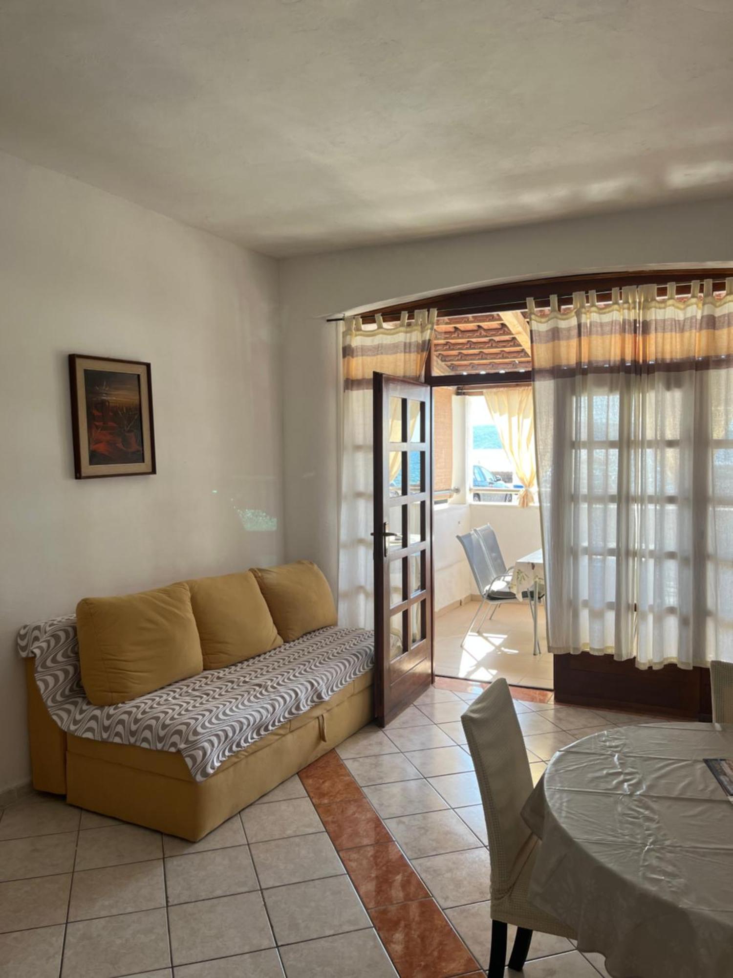 Apartment Vitomir Sibenik